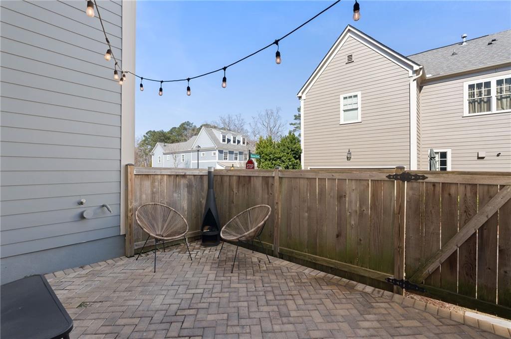 228 Dawson Dr