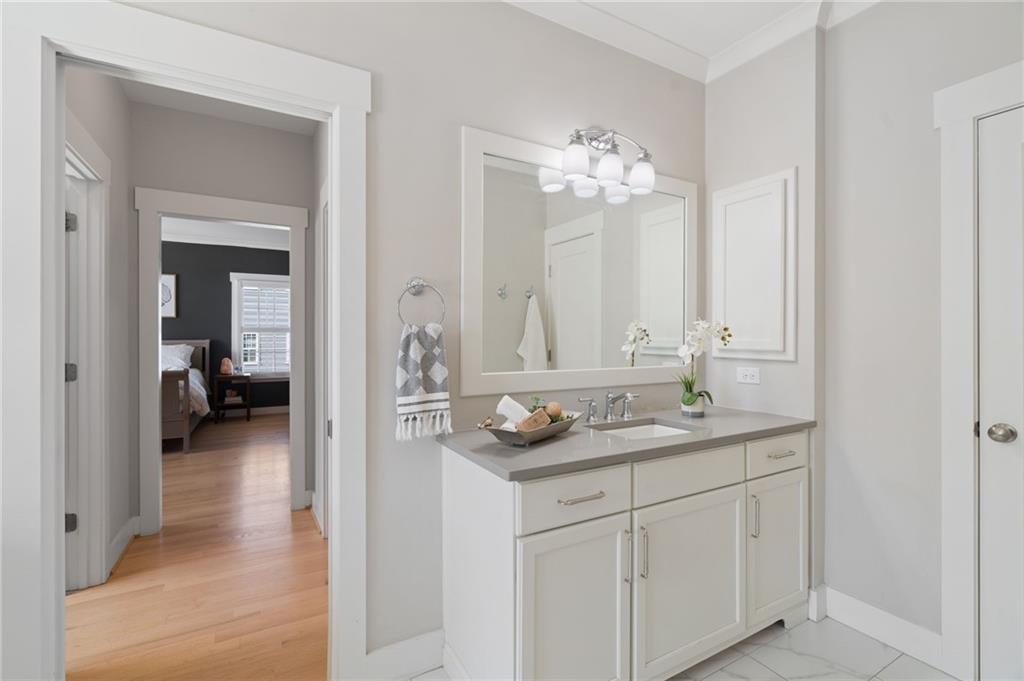 228 Dawson Dr