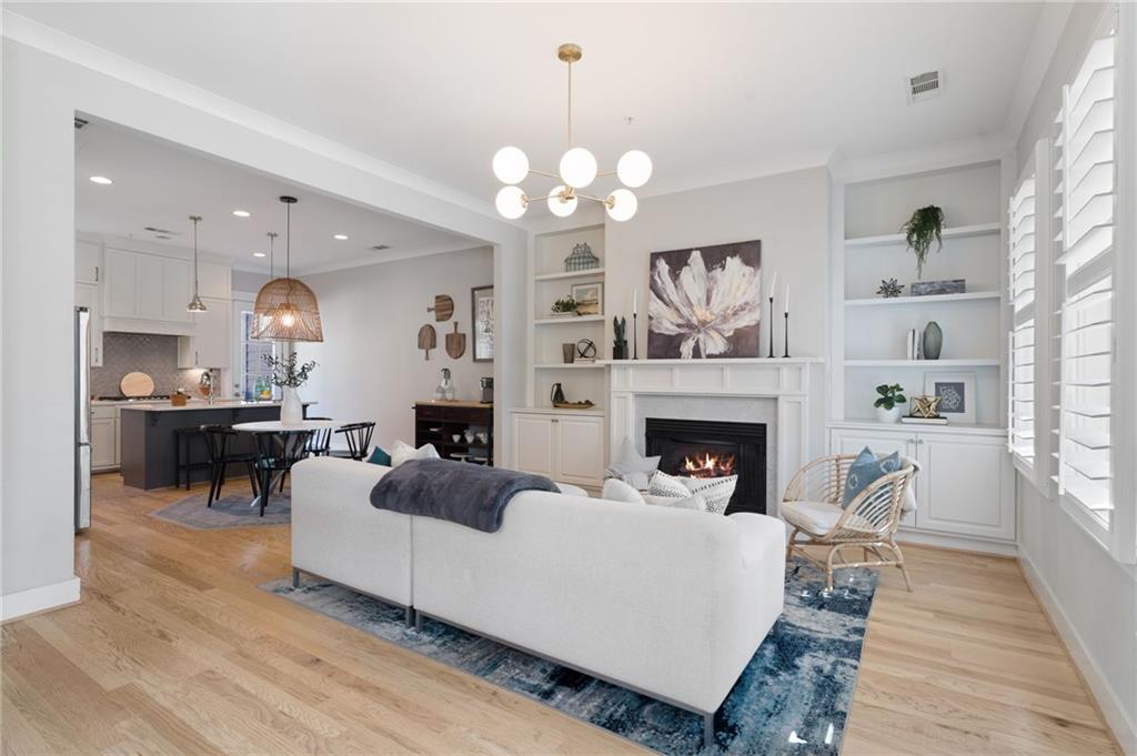 228 Dawson Dr