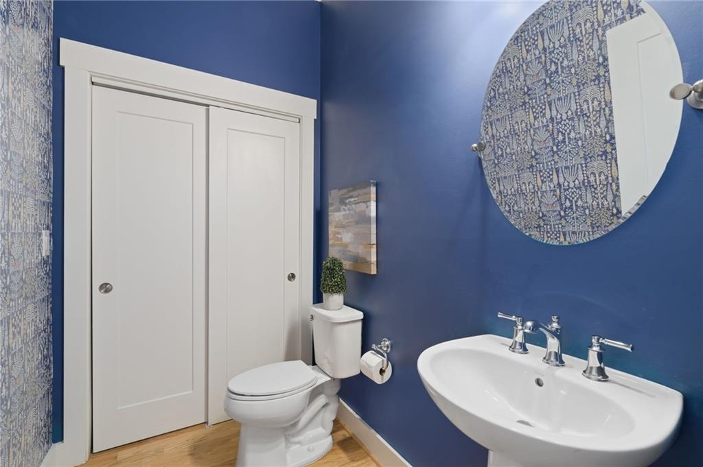 228 Dawson Dr