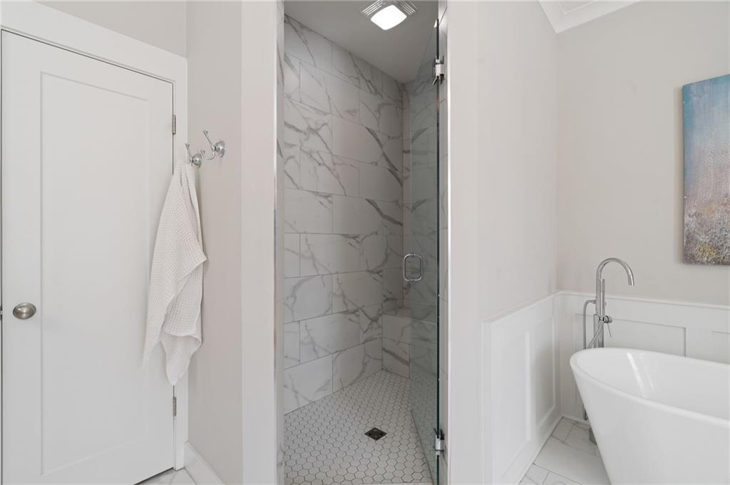 228 Dawson Dr