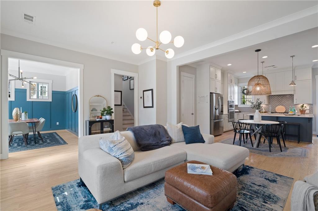228 Dawson Dr