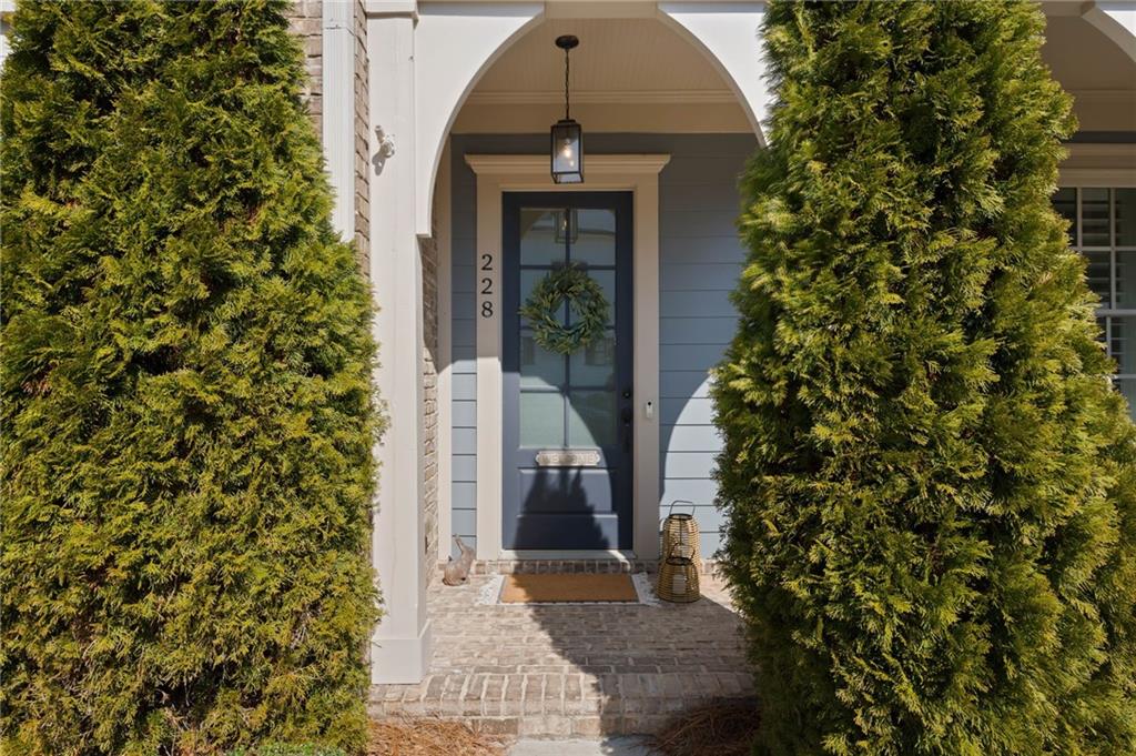 228 Dawson Dr