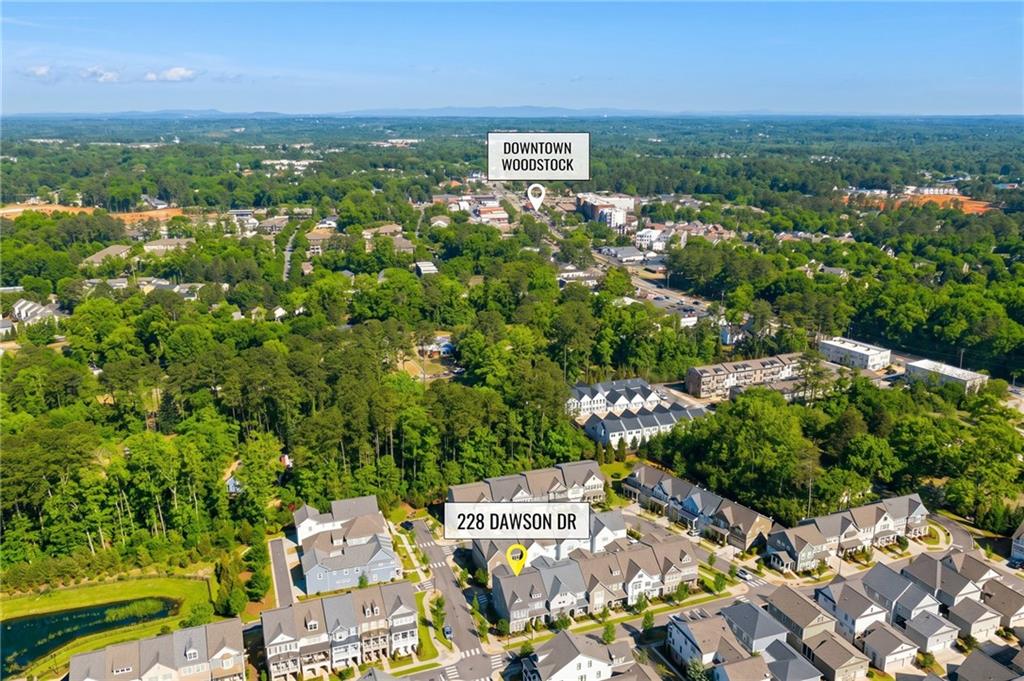 228 Dawson Dr
