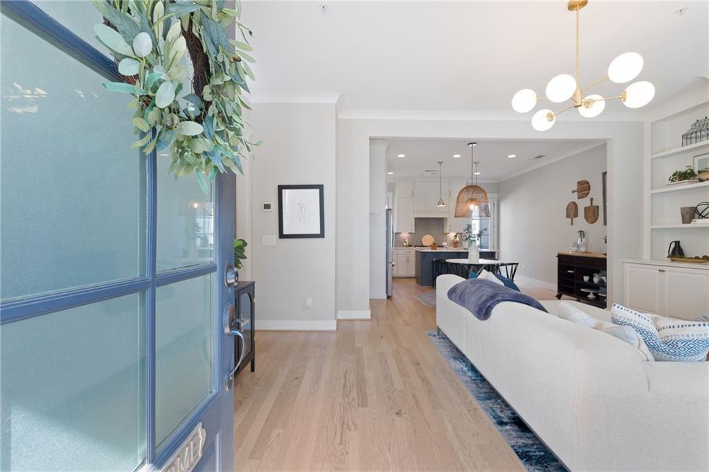 228 Dawson Dr