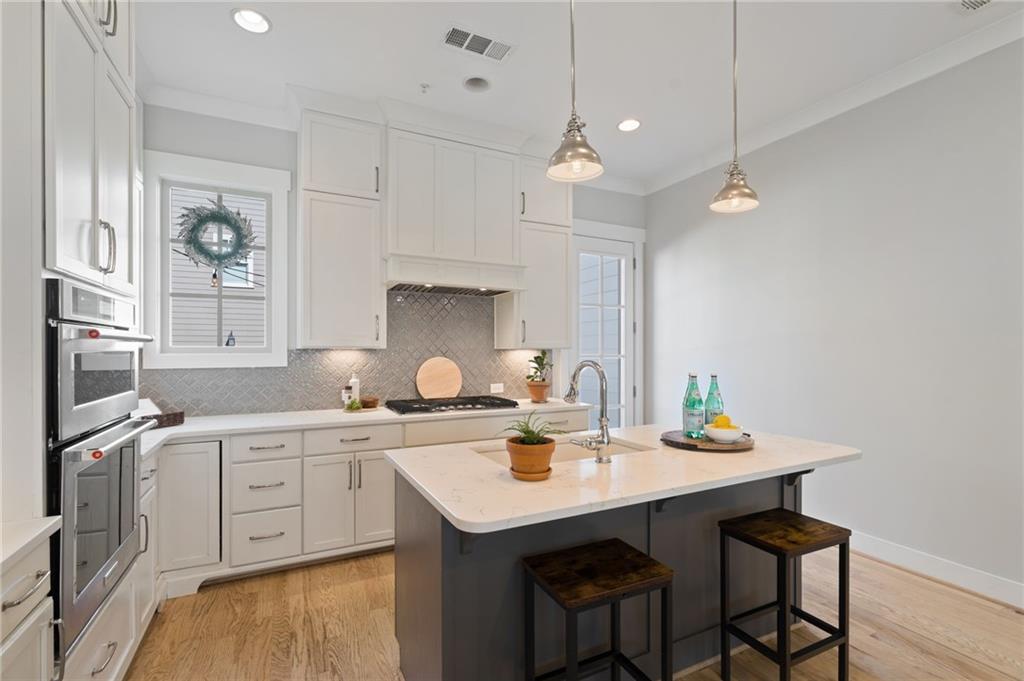 228 Dawson Dr
