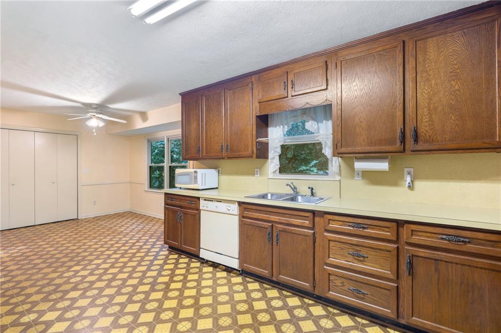 121 John Christopher Drive