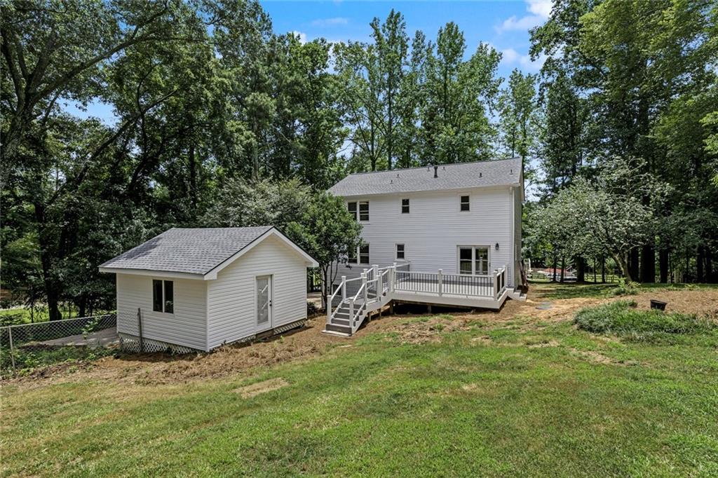 807 Emerald Falls