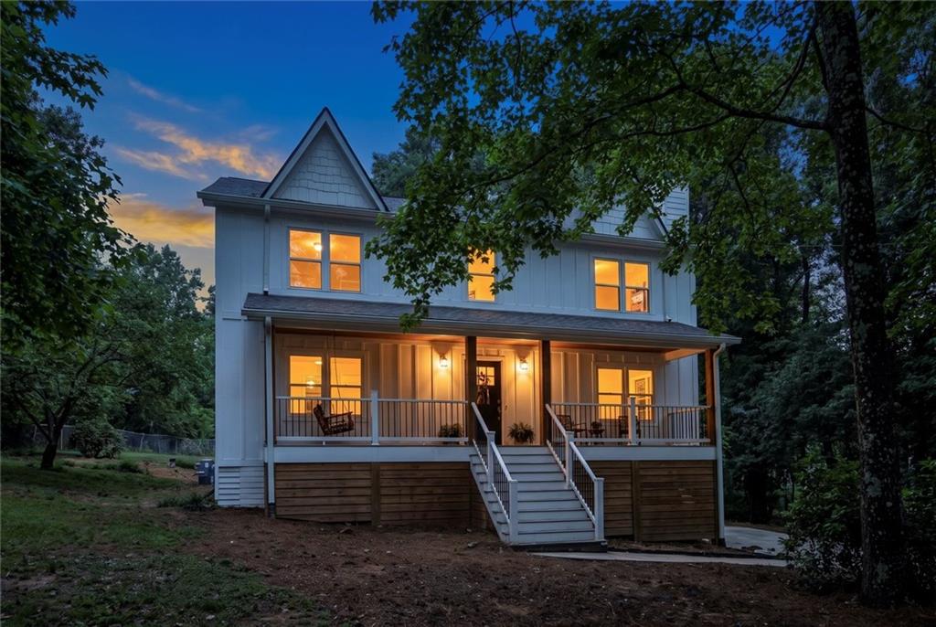 807 Emerald Falls