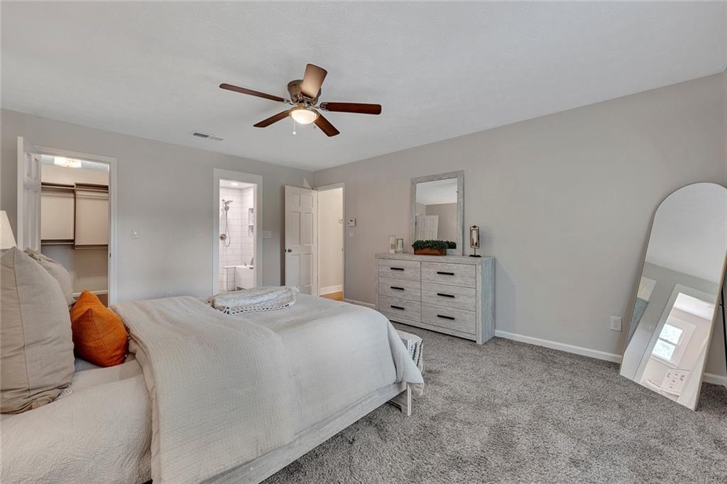 807 Emerald Falls