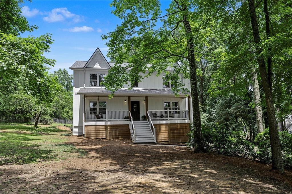 807 Emerald Falls