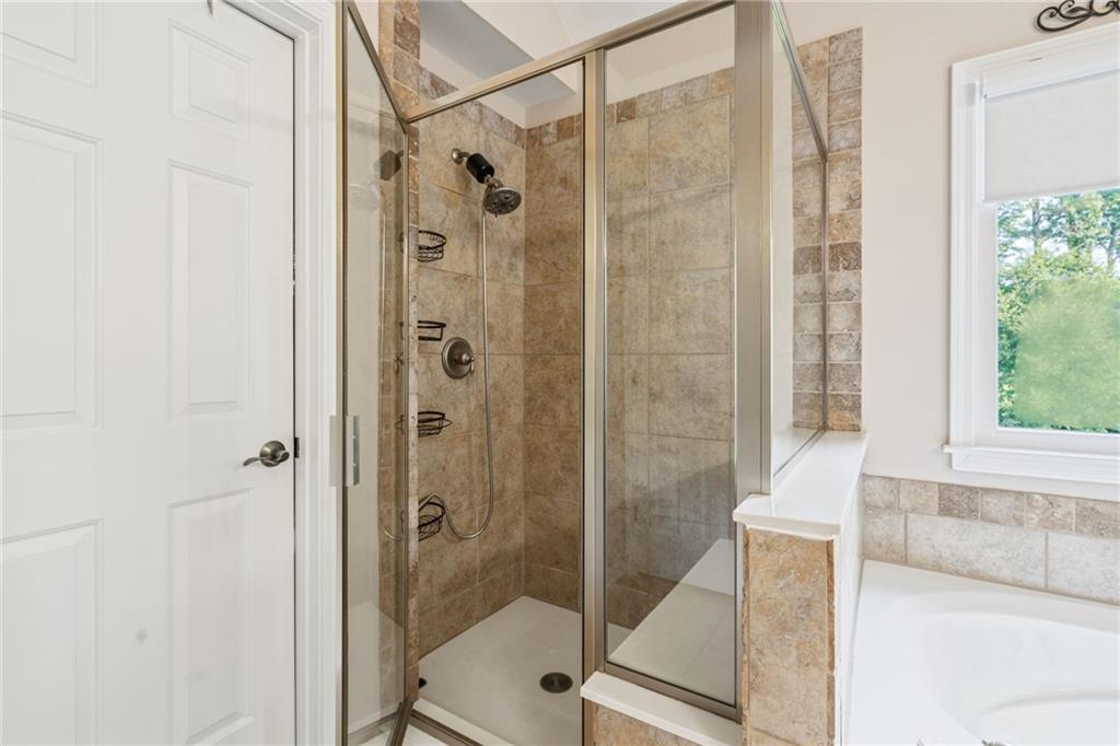 5680 Cascade Trail