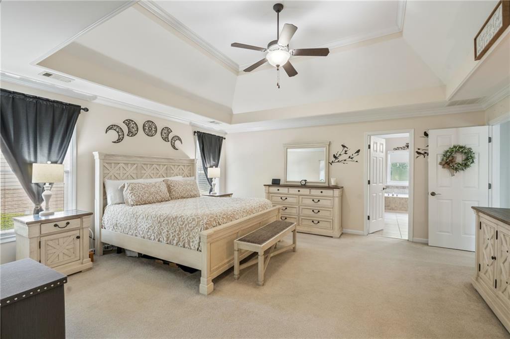 5680 Cascade Trail
