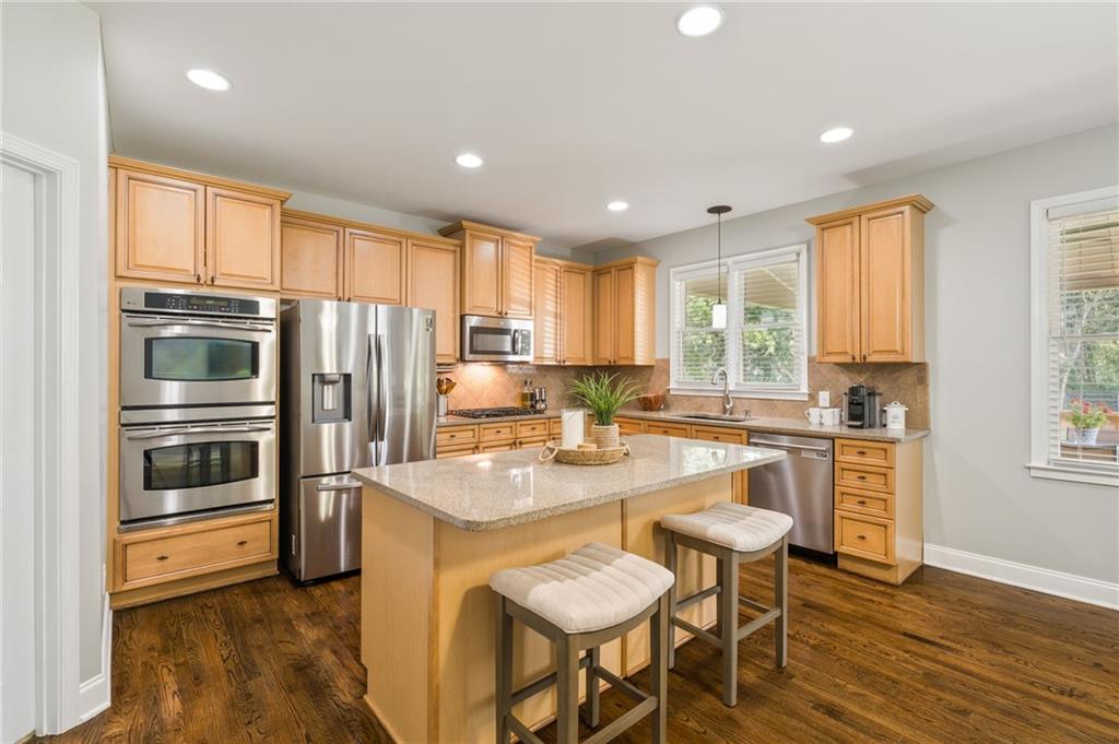 5680 Cascade Trail