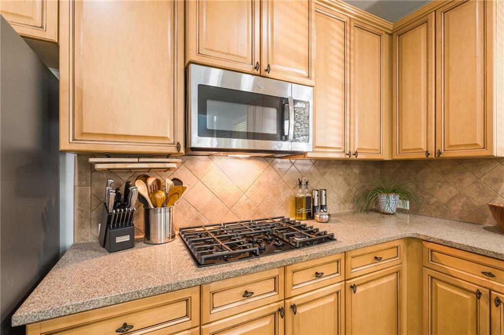5680 Cascade Trail