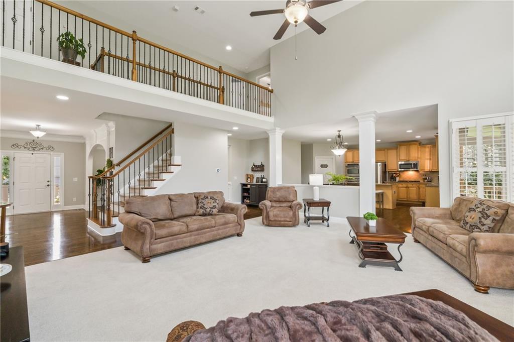 5680 Cascade Trail