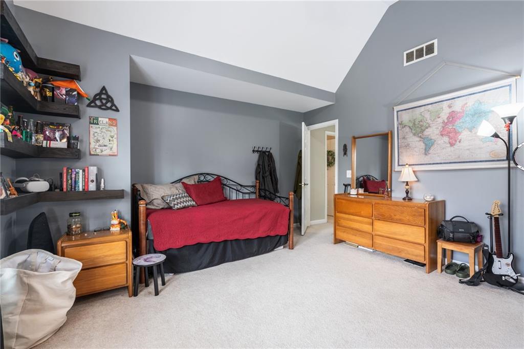 5680 Cascade Trail