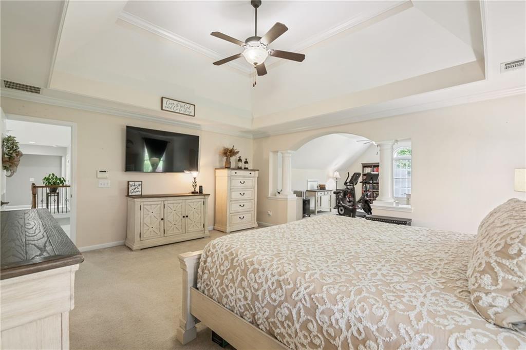5680 Cascade Trail