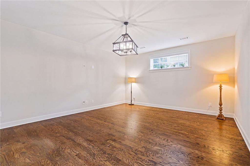 1874 Skyfall Circle NE