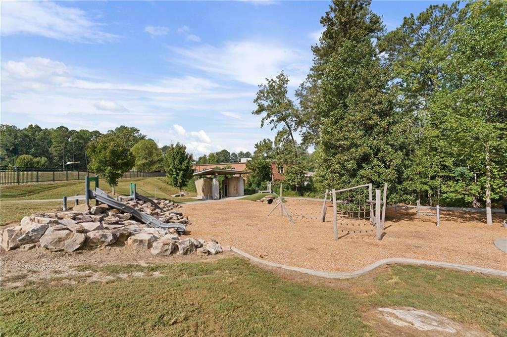 1874 Skyfall Circle NE