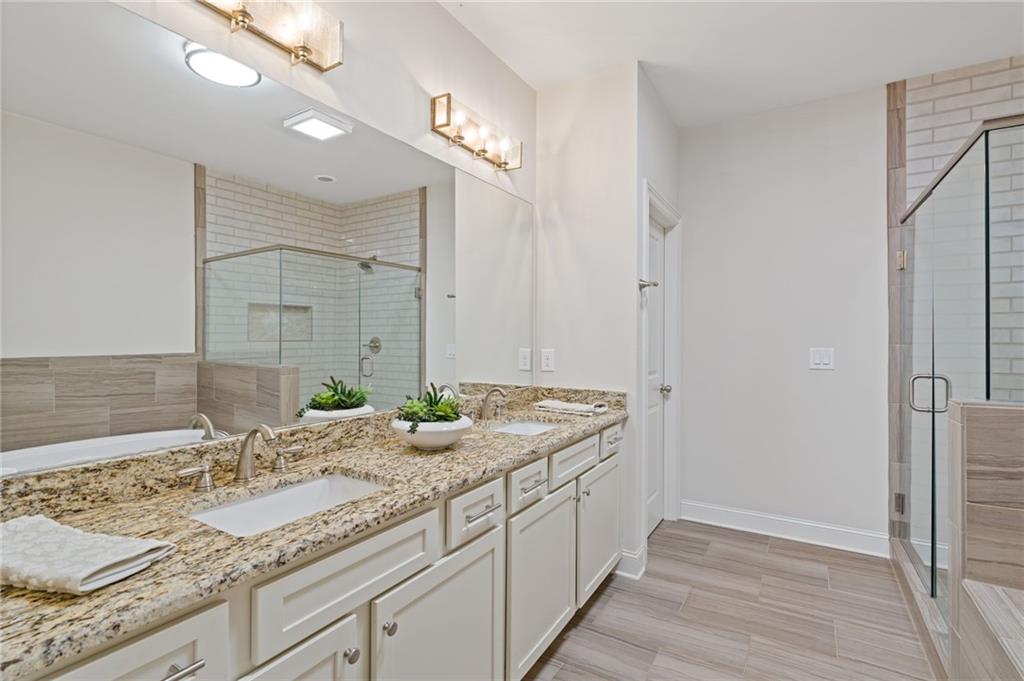 1874 Skyfall Circle NE