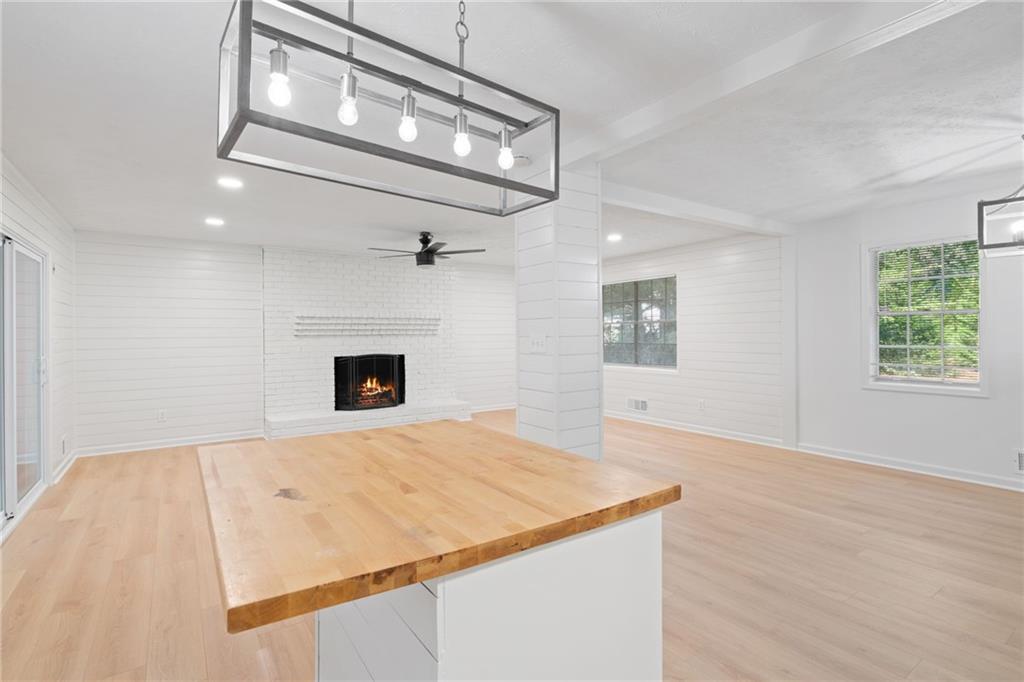 920 Kings Court