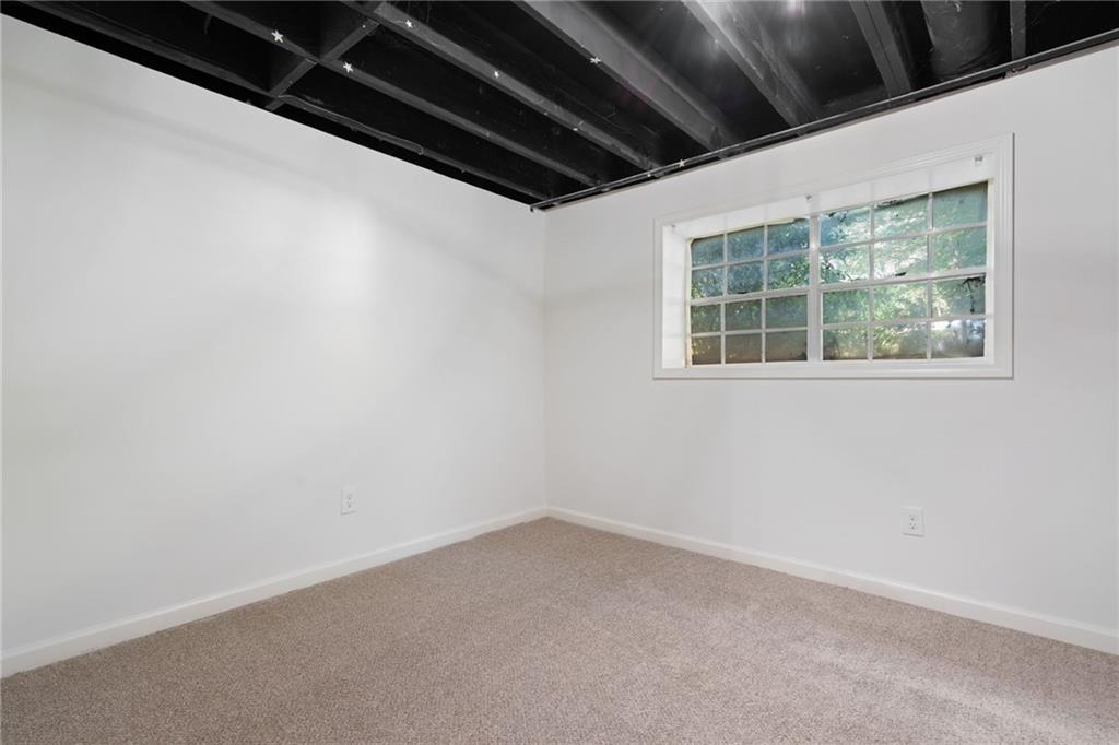 920 Kings Court