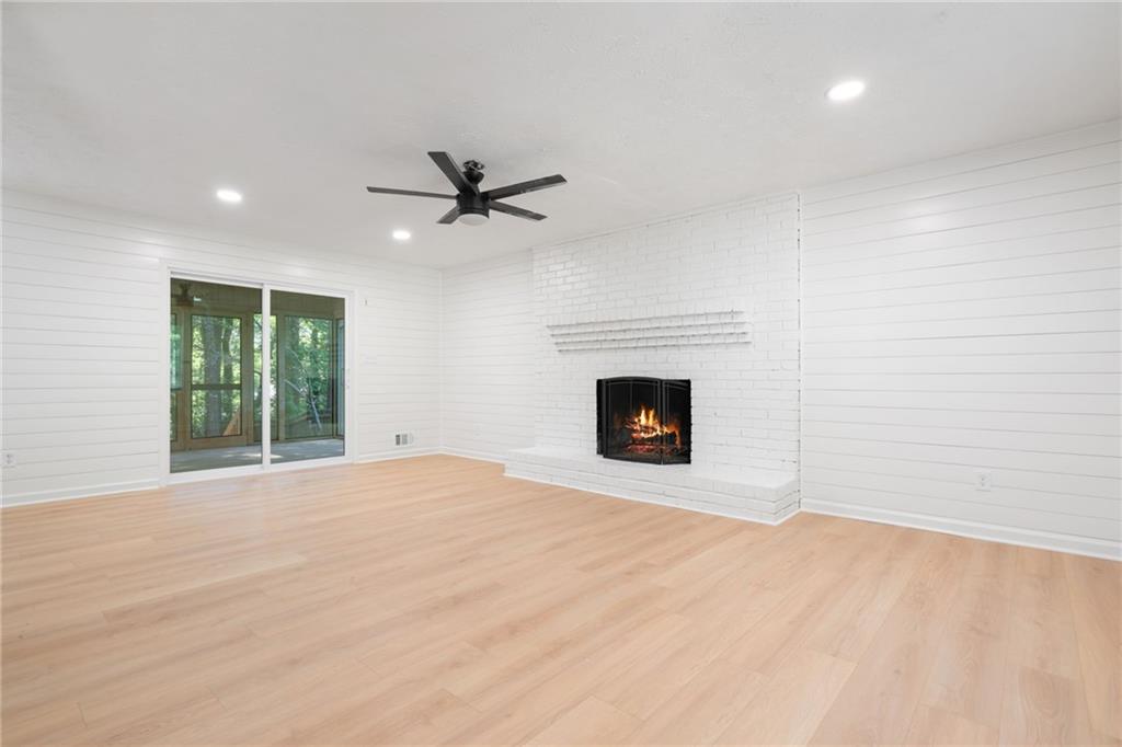 920 Kings Court