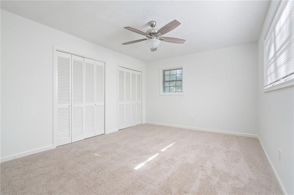 920 Kings Court