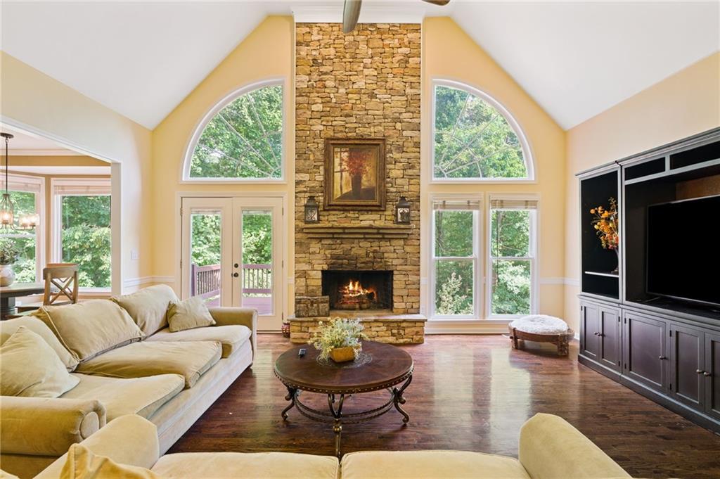 163 Woodcliff Drive