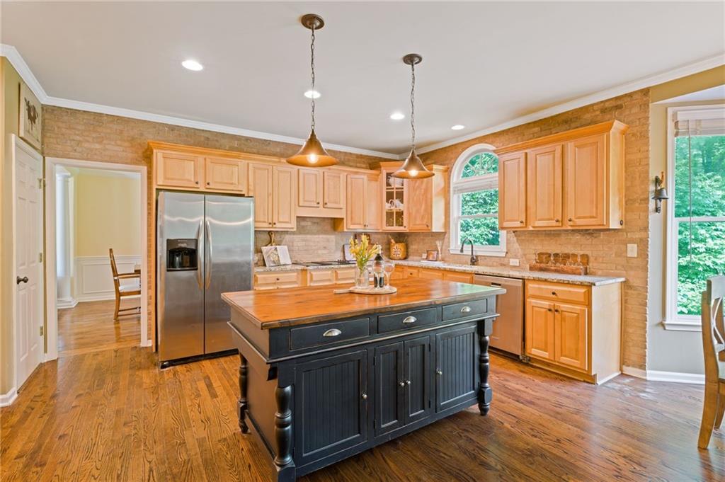 163 Woodcliff Drive