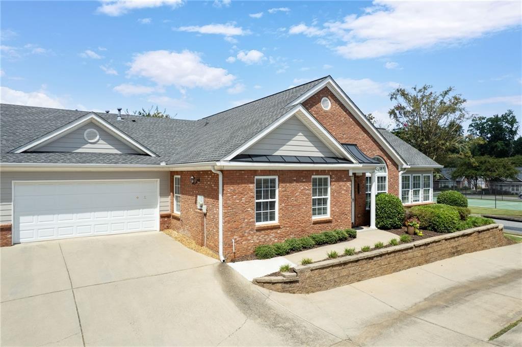606 Somerton Place