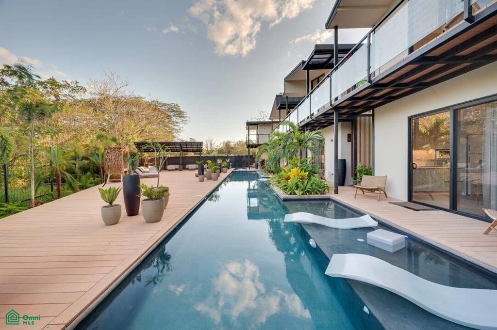 The Bunaglows ~ Flamingo Estates , Playa Flamingo, Guanacaste