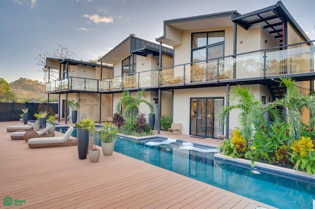 The Bunaglows ~ Flamingo Estates , Playa Flamingo, Guanacaste