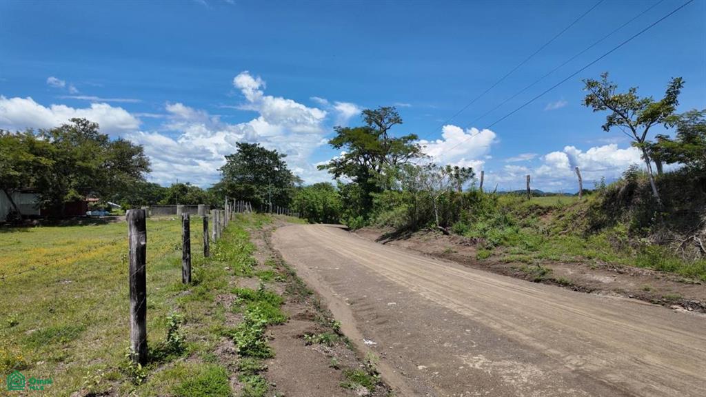30 Hectare Finca in Santa Cruz