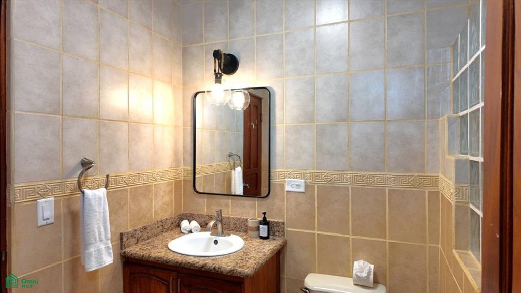 Turnkey Beachfront Condo – Flamingo Marina Cove Punta Indio 405 , Playa Flamingo, Guanacaste