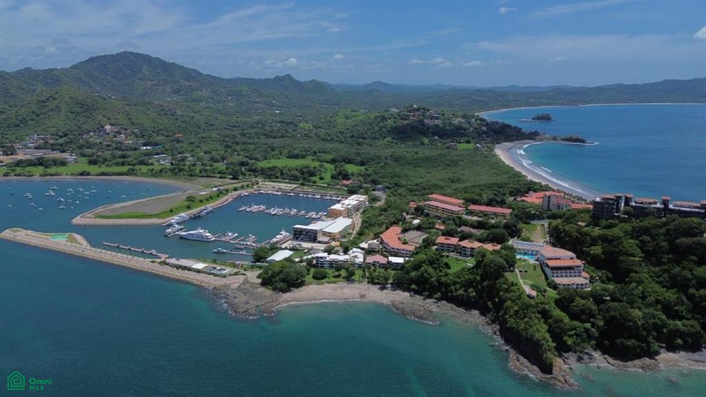 Turnkey Beachfront Condo – Flamingo Marina Cove Punta Indio 405 , Playa Flamingo, Guanacaste