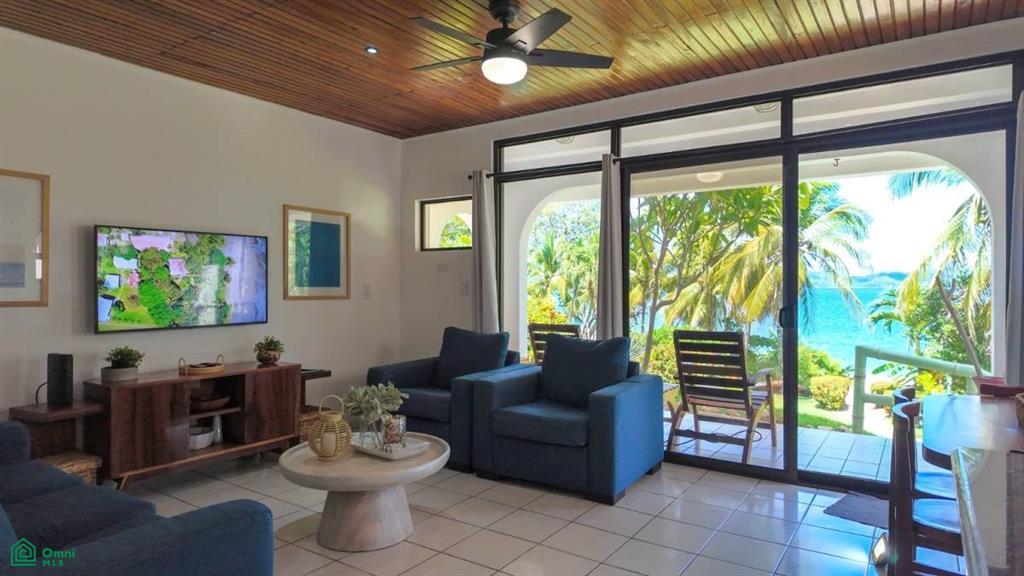 Turnkey Beachfront Condo – Flamingo Marina Cove Punta Indio 405 , Playa Flamingo, Guanacaste