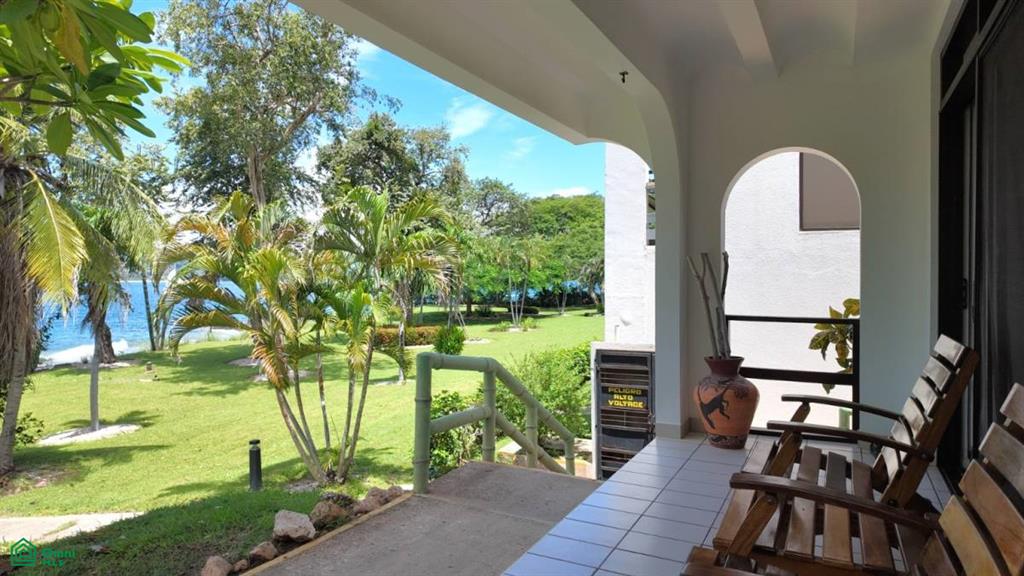 Turnkey Beachfront Condo – Flamingo Marina Cove Punta Indio 405 , Playa Flamingo, Guanacaste