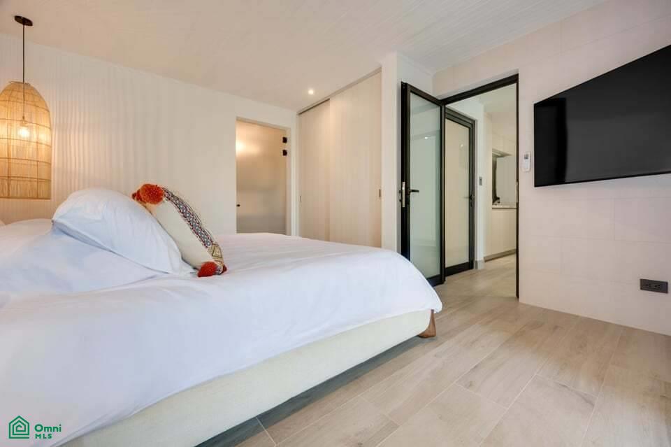 Flamingo Marina Cove – Move-In Ready Beachfront Elegance , Playa Flamingo, Guanacaste