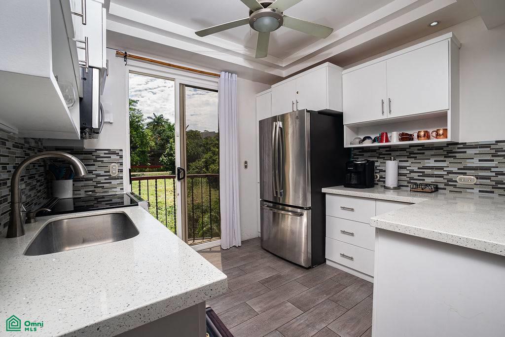 Las Gaviotas # 12 - Tamarindo