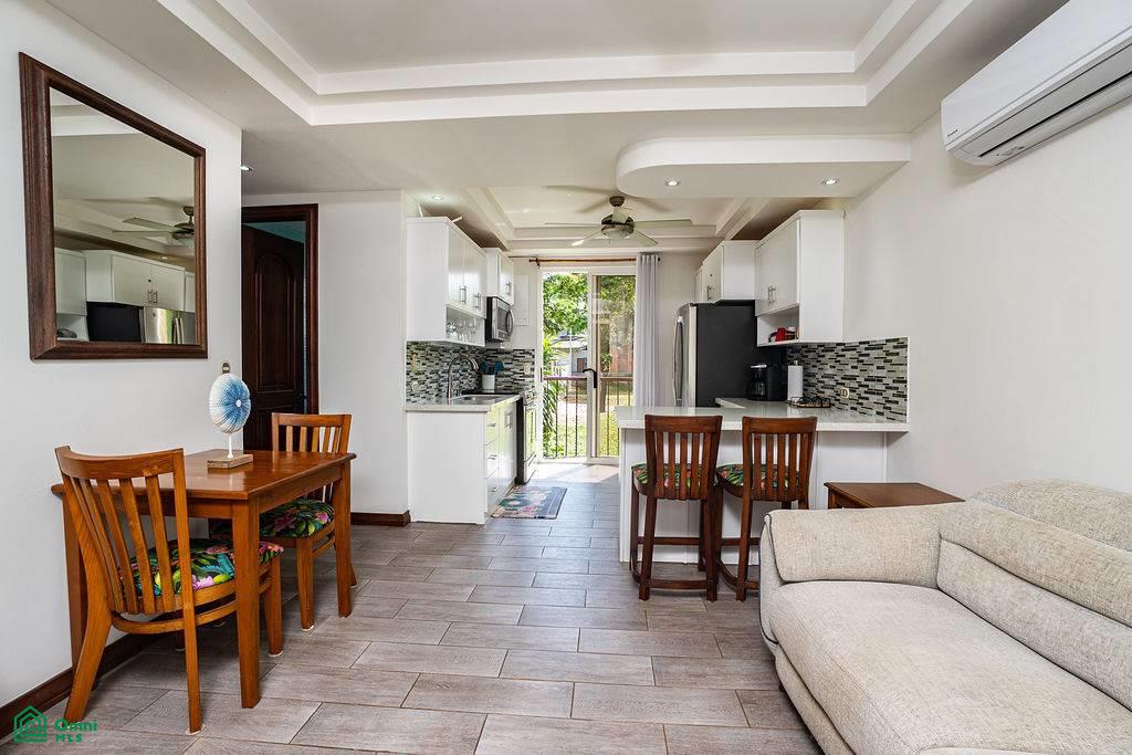 Las Gaviotas # 12 - Tamarindo