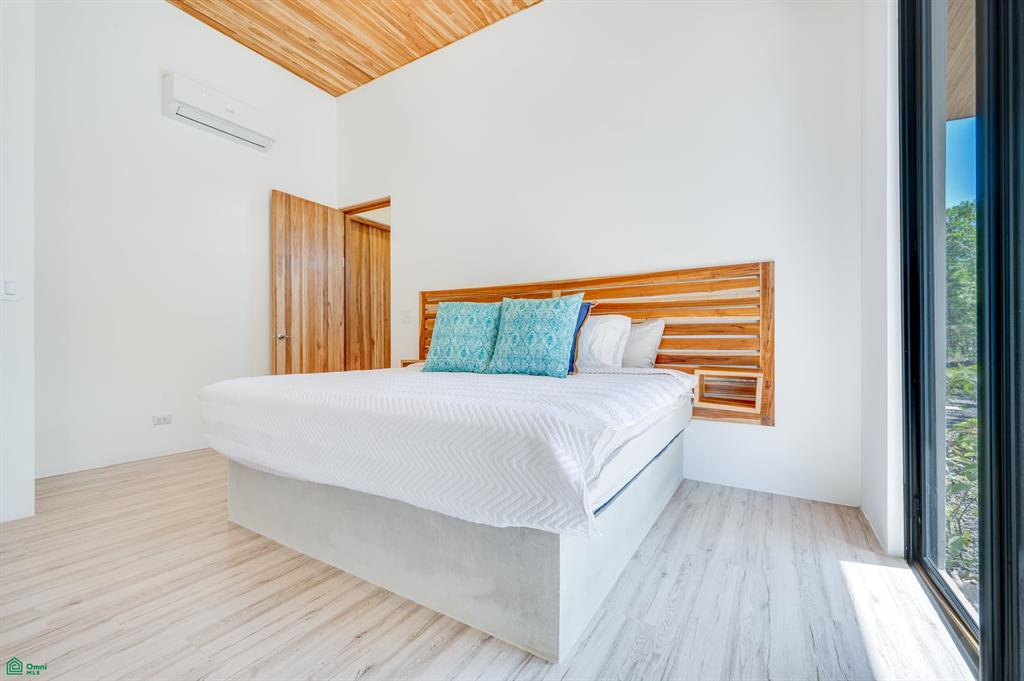 Casa del Mar ~ Walk to beach , Playa Grande, Guanacaste