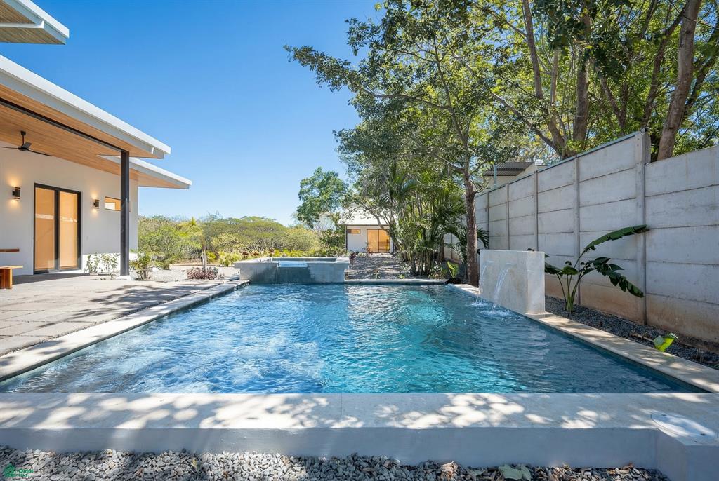 Casa del Mar ~ Walk to beach , Playa Grande, Guanacaste