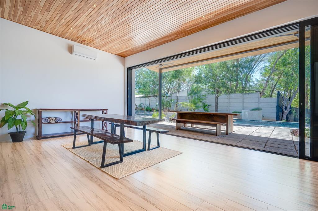 Casa del Mar ~ Walk to beach , Playa Grande, Guanacaste