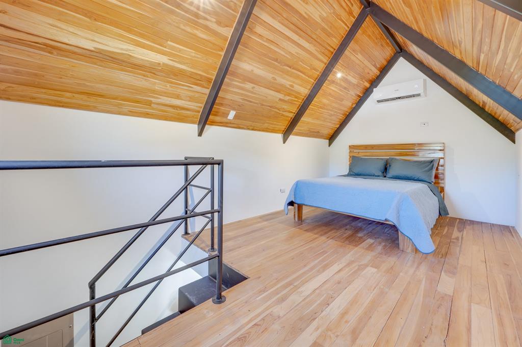 Casa del Mar ~ Walk to beach , Playa Grande, Guanacaste