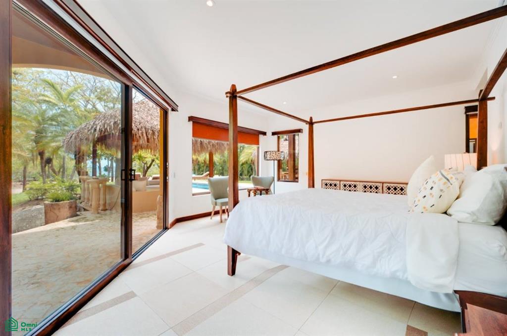 Casa Neptuno Beachfront Home  - Hacienda Pinilla