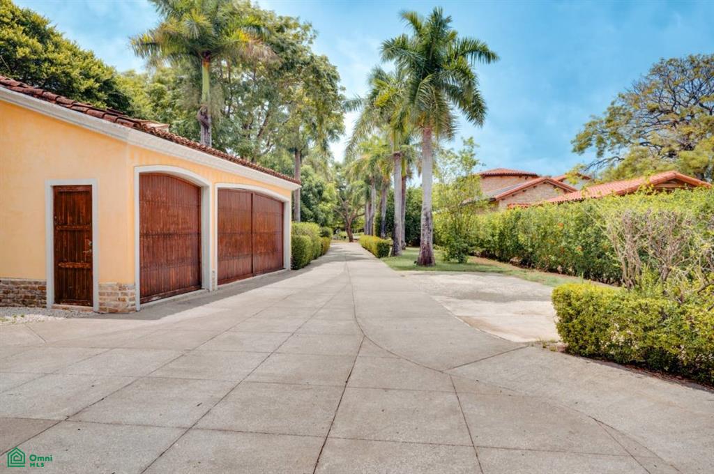 Casa Neptuno Beachfront Home  - Hacienda Pinilla