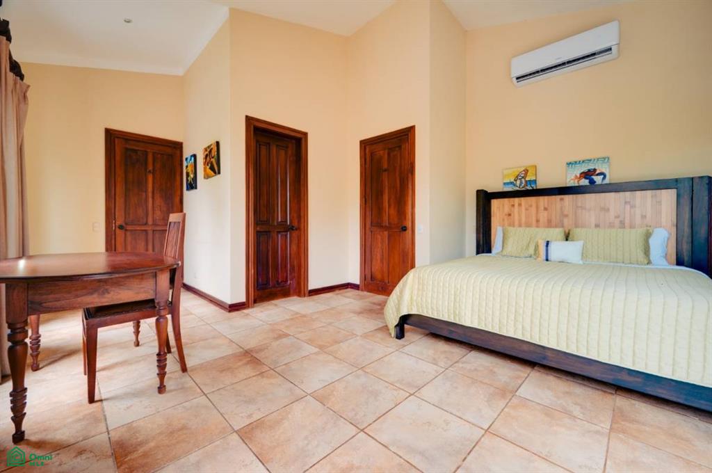 Casa Neptuno Beachfront Home  - Hacienda Pinilla