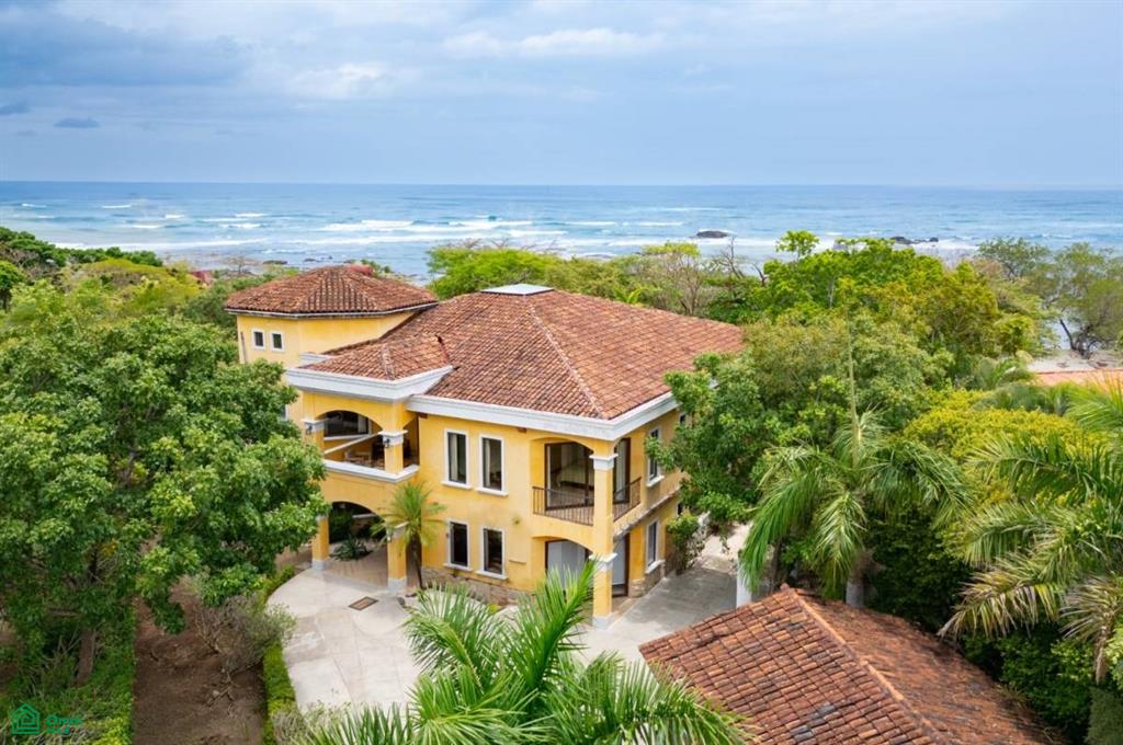 Casa Neptuno Beachfront Home  - Hacienda Pinilla